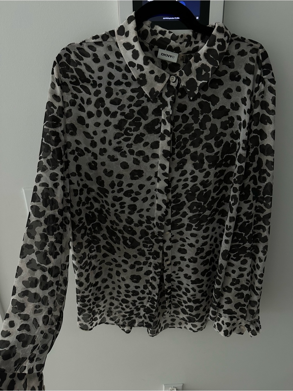 DKNYC Black & Gray Leopard Print Button-Down Shirt
